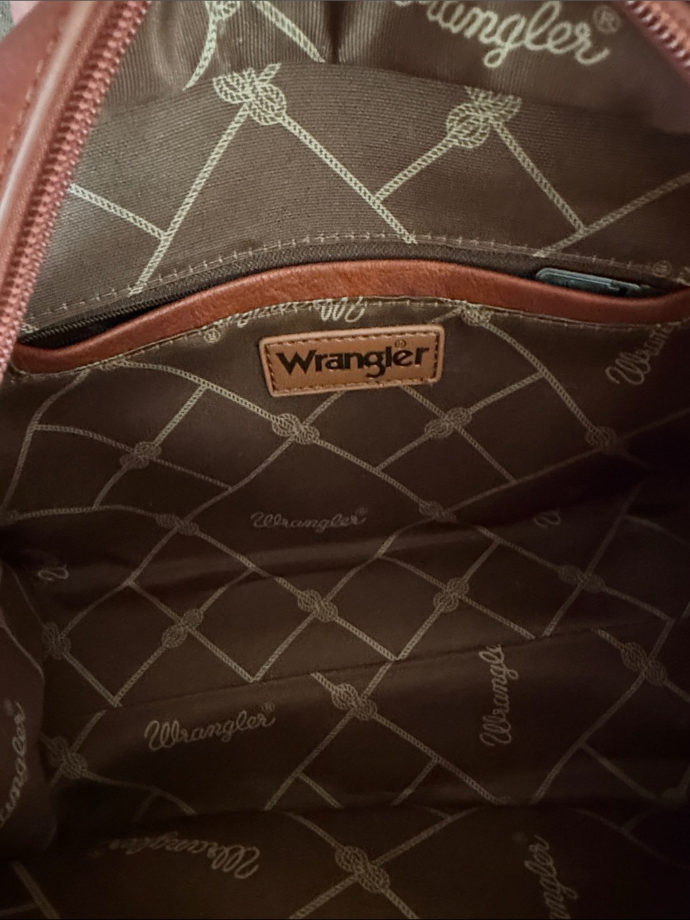 Wrangler Brown Leather Tote with Turquoise Concho Accents - Picture 2 of 5